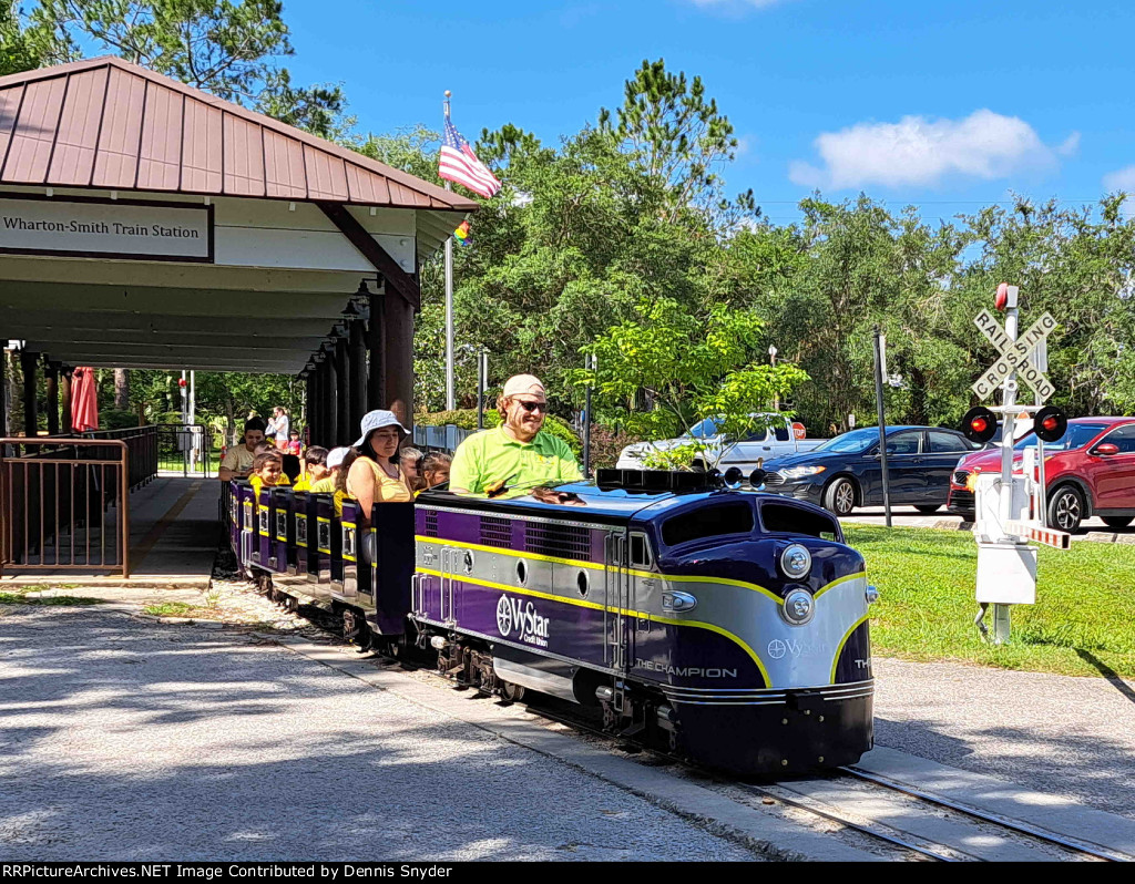 Sanford Zoo Train